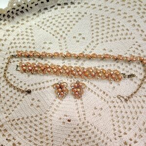 Coral And Gold Three Piece Set Bracelet Nacklace Clip On Earrings